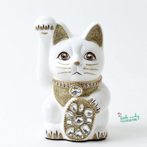 日本代购 招财猫猫 白色 职人手工 贴钻 精致陶制开运日式摆饰
