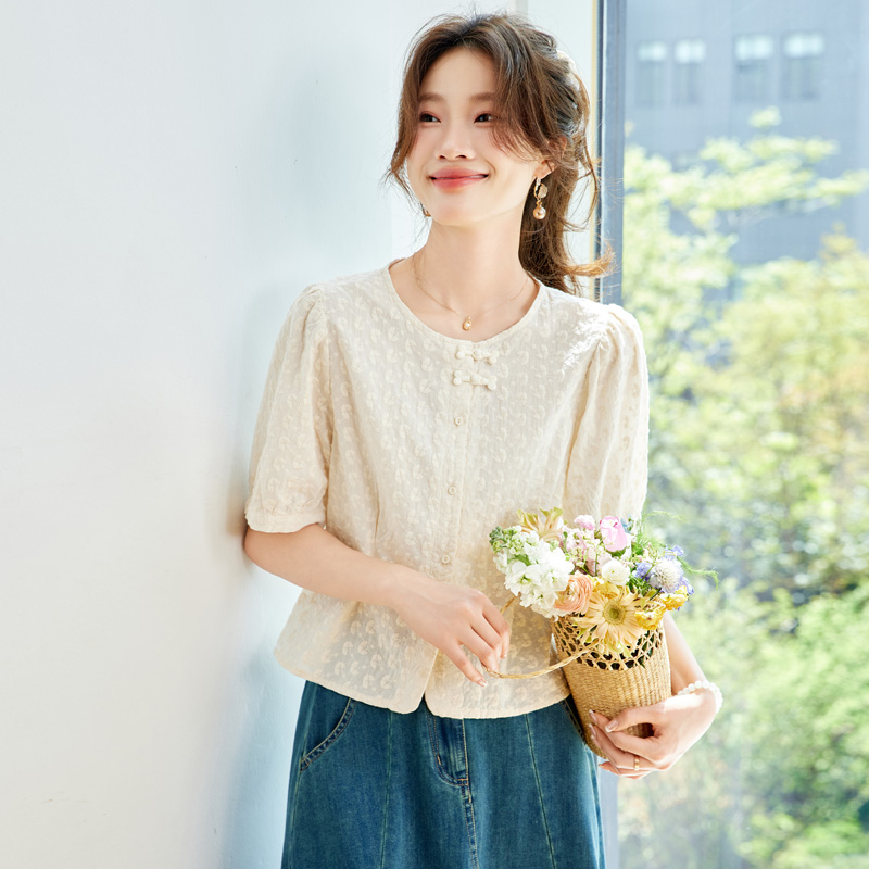 新中式国风刺绣盘扣短袖衬衫女2025夏季新款通勤短款显瘦纯棉上衣