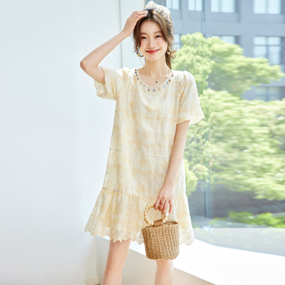 轻奢高端蕾丝拼接显瘦真