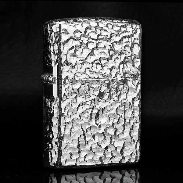 ZIPPO/芝宝打火机镀铂锤击凹凸质感雕刻陨石坑原装进口日本正品