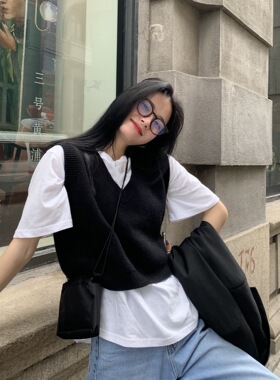 羽迹EAL2025春季新款针织马甲女V领短款无袖毛衣背心显瘦叠穿复古