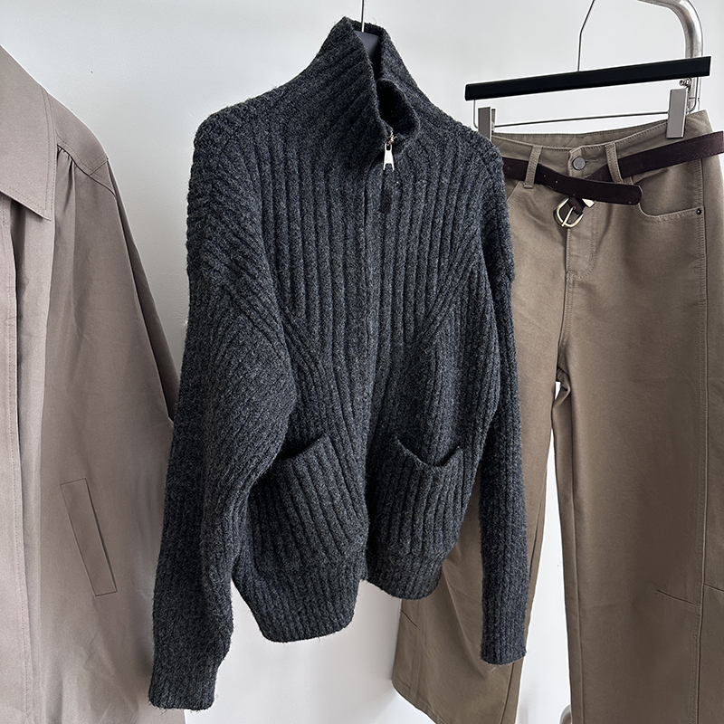 老钱风立领拉链厚实针织开衫女