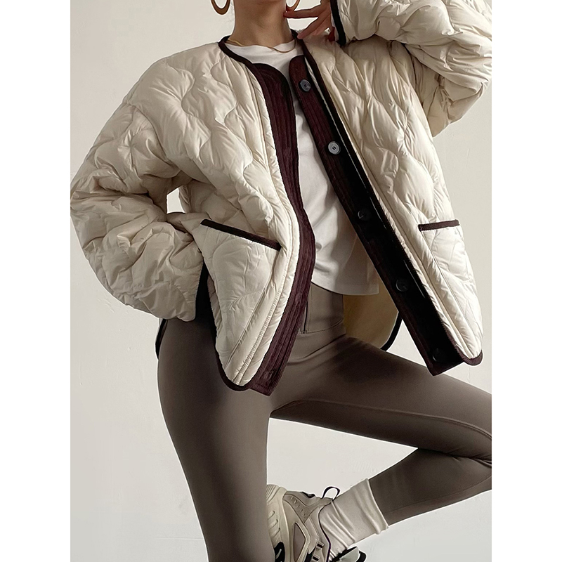 米色拼接羽绒服宽松休闲