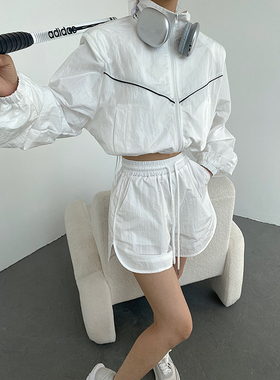 AcupStudio江右上撞色宽松短款美式运动冲锋衣外套防晒衣两件套装