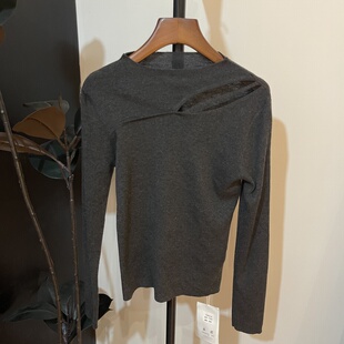 气质半高圆领小心机薄款毛衣女细羊毛软糯超显瘦露锁骨打底衫上衣