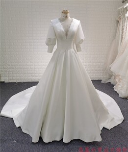 婚纱礼服中袖缎布V领拖尾婚纱