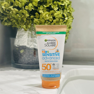 GARNIER儿童防晒乳SPF50+敏感肌防水超薄防护乳防砂防汗不油腻
