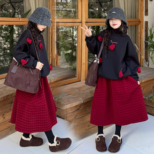 女童卫衣半身裙套装2025秋冬新款中大童新年衣服两件套拜年服裙子