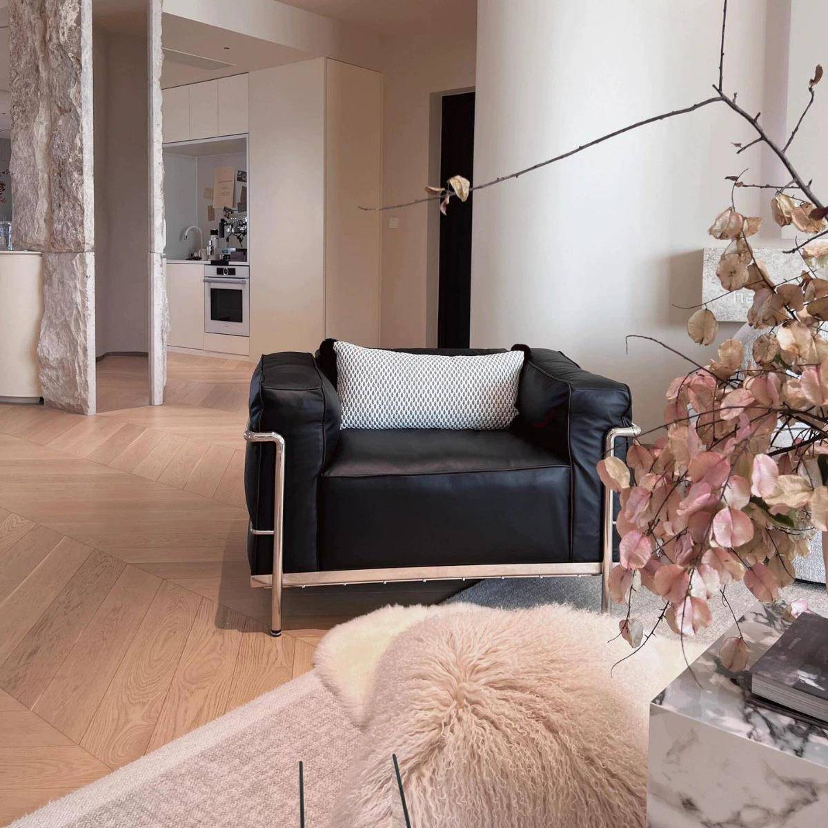 北欧真皮沙发客厅意式极简包豪斯黑色皮艺单双人轻奢组合中古沙发