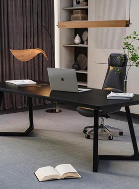 实木黑色办公桌老板桌1米6轻奢高级感书房书桌工作台2025新款高端