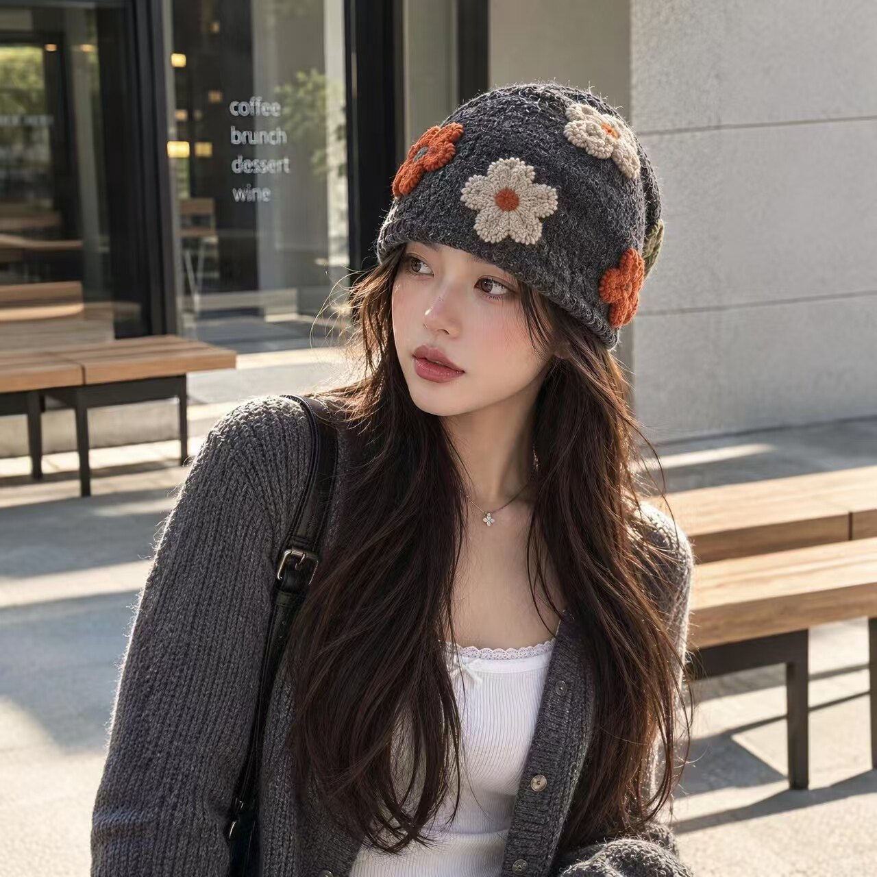 秋冬保暖护耳毛呢花朵针织帽女