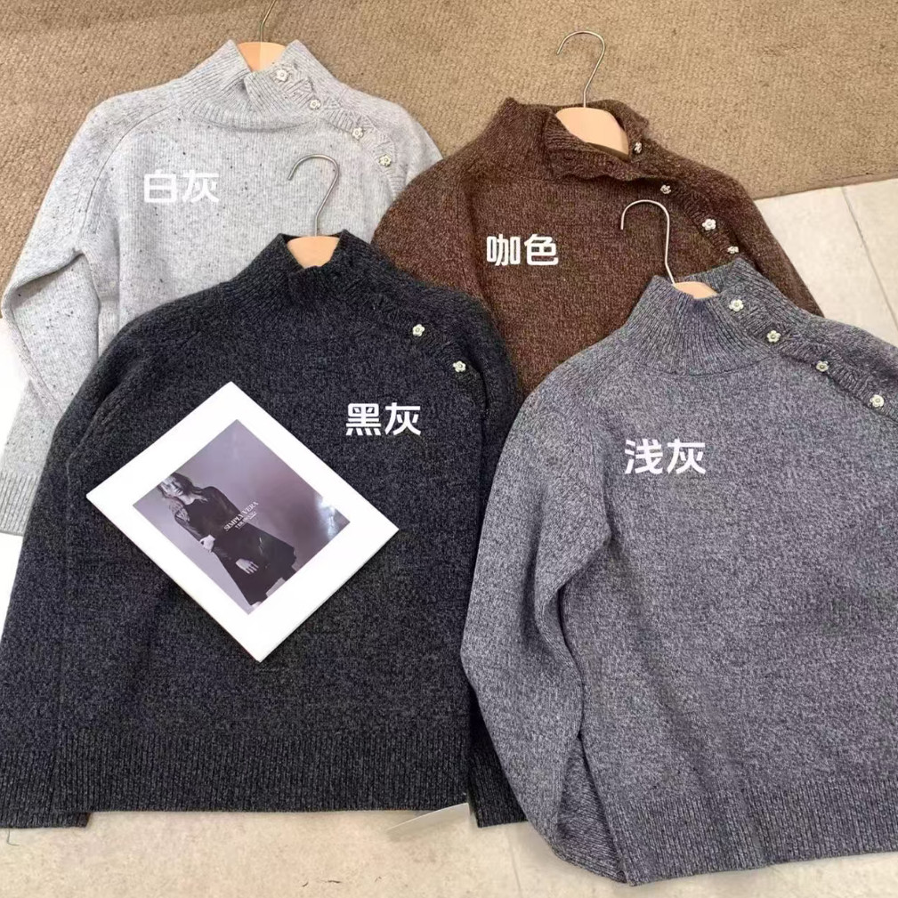 设计独家花朵纽扣花纱两穿毛衣