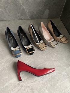 RV方扣高跟鞋7厘米意大利皮底职业女鞋细跟方头大码大象灰真皮