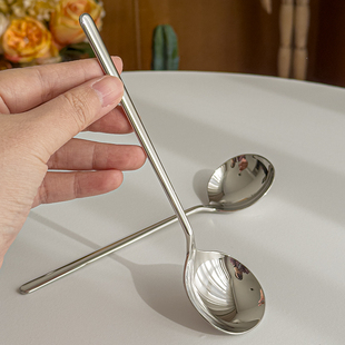 出德国~食品级1810不锈钢长柄主餐更圆勺儿童吃饭勺子喝汤西餐勺