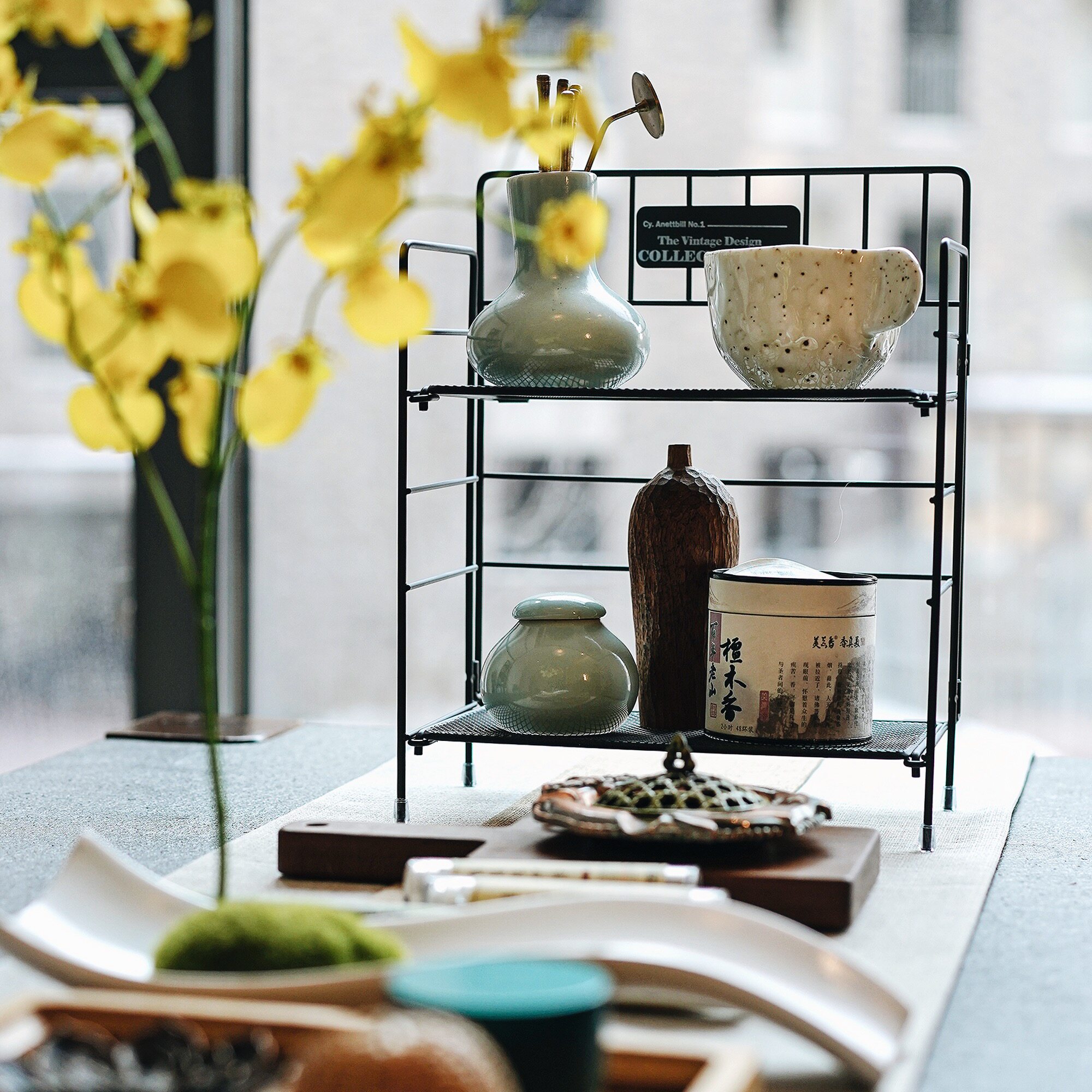 一宅可铁艺折叠双层杂物收纳架