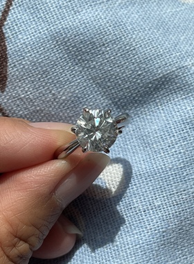 和丰珠宝，圆形h色si2净度大颗单颗主钻3.007克拉钻石戒指，pt900