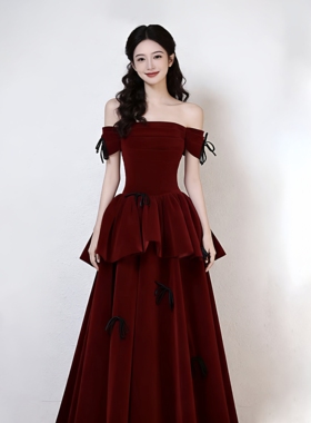 甜美风一字肩酒红色丝绒晚礼服女长裙公主风敬酒服新娘订婚礼服裙