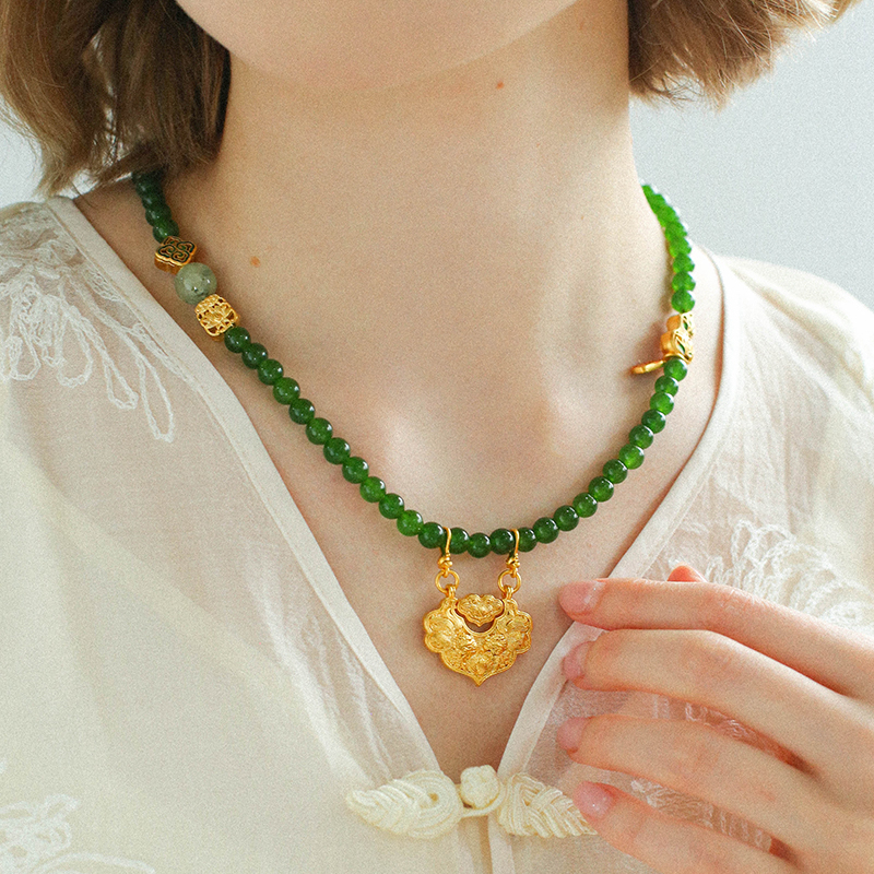 原创新中式平安锁绿玉髓古法项链