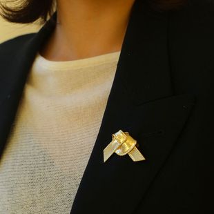 JEWELRY 复古三角打结胸针古董风vintage气质大衣毛衣别针配饰