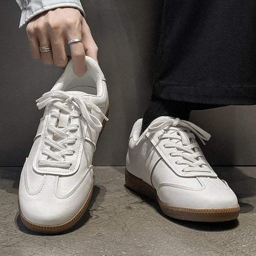 白色德训鞋男款真皮休闲板鞋复古拳击训练鞋软底赛车鞋通勤阿甘鞋