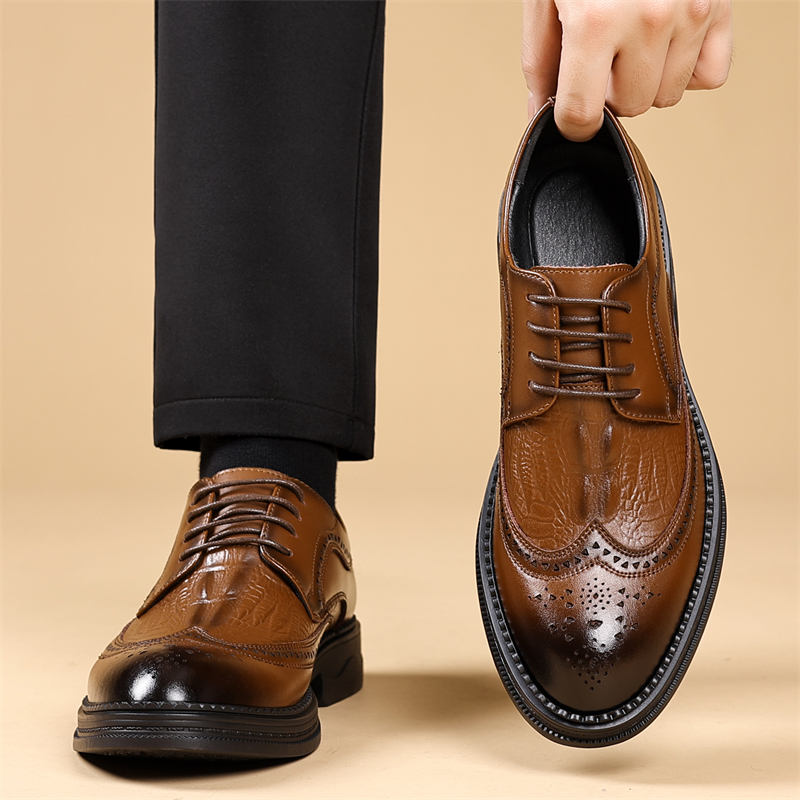 棕色布洛克皮鞋男雕花商务正装尖头西装鞋厚底增高婚礼新郎结婚鞋