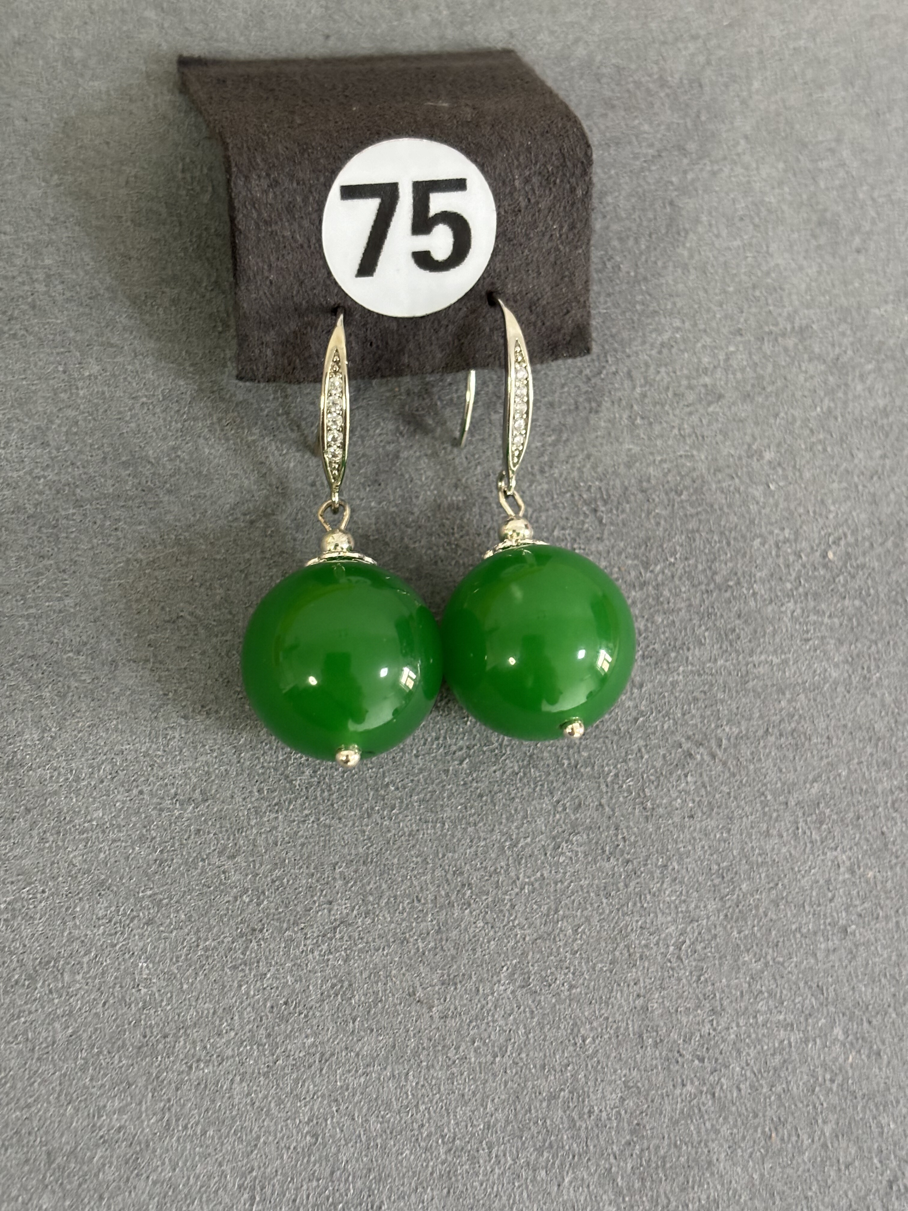 绿色耳环天然翡翠帝王绿玉石耳坠大圆珠子耳饰玄学旺财银耳钩正品