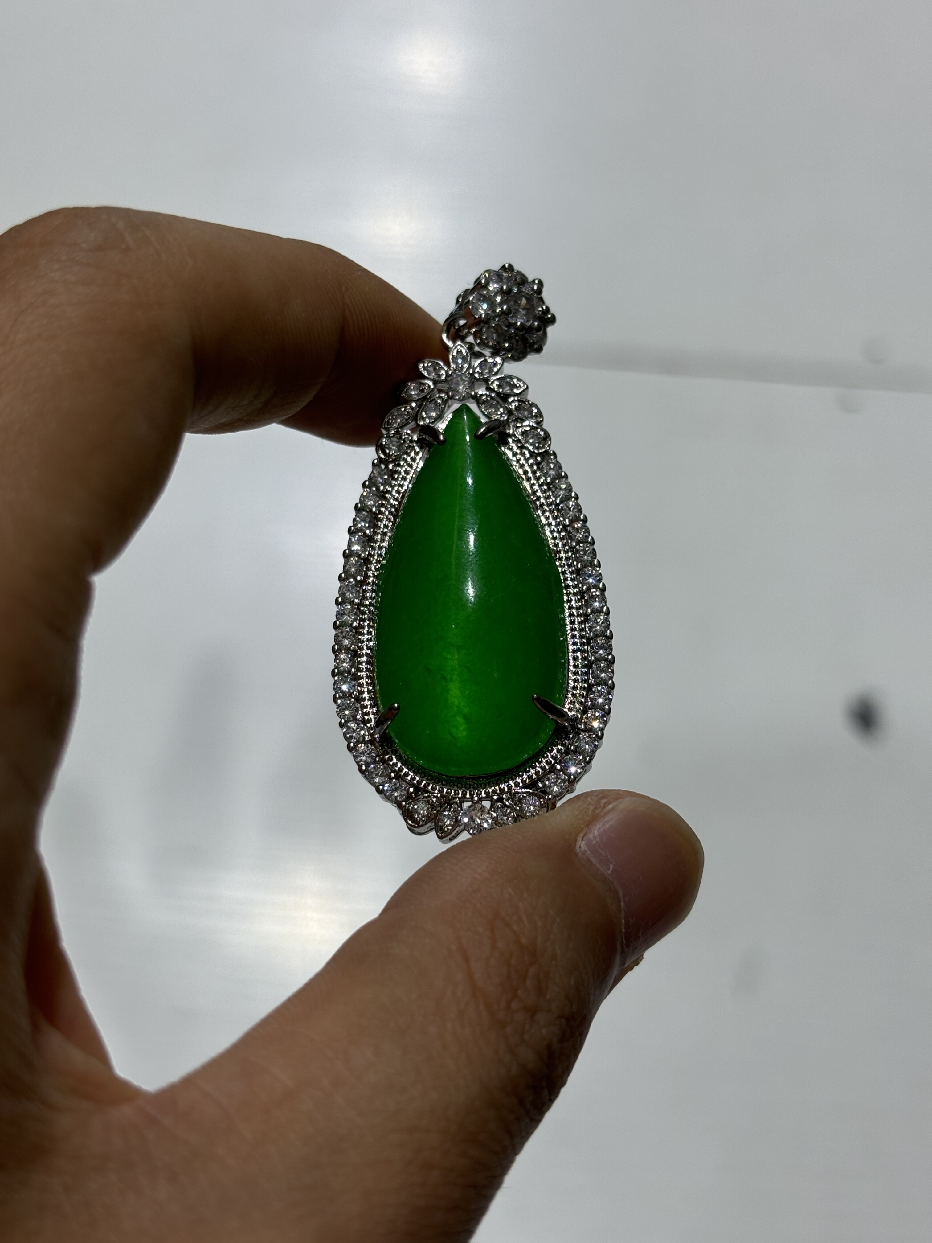 精品天然A货翡翠高冰种满绿阳绿水滴吊坠银镶百搭时尚女气质挂件