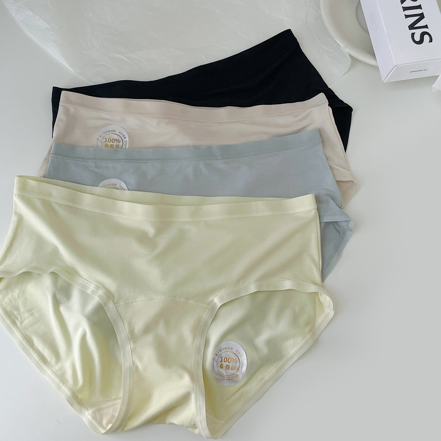 轻奢系 100支兰精莫代尔纯色基础款桑蚕丝加长裆中腰内裤女三角裤