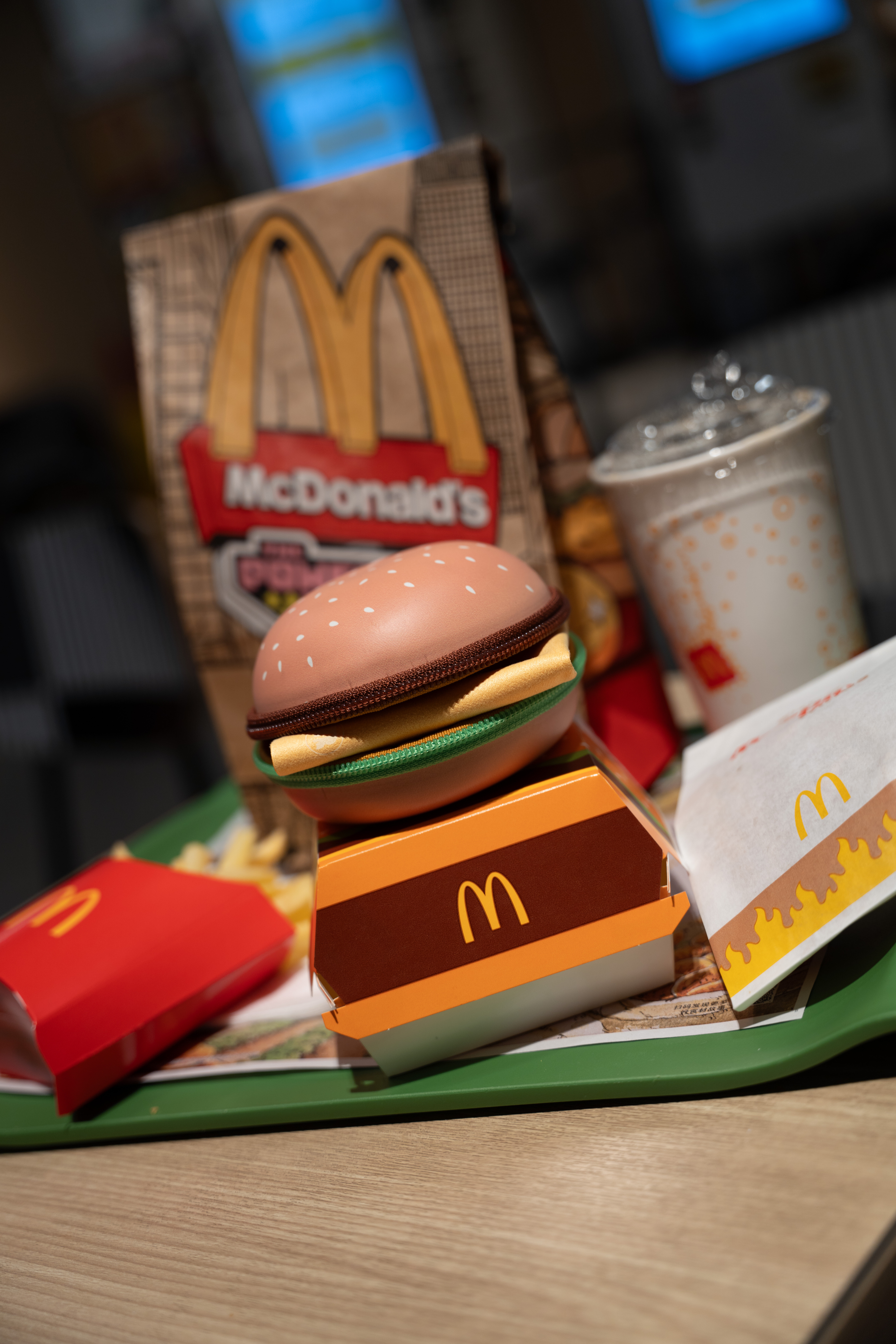 汉堡Apple Watch ULTRA 2/Series 9/S10/S9苹果手表便携旅行表盒