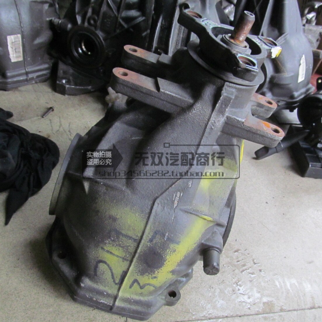 奔驰w218 w219 209 cls 280 300 cls350 sls后差速器总成叉尾牙包