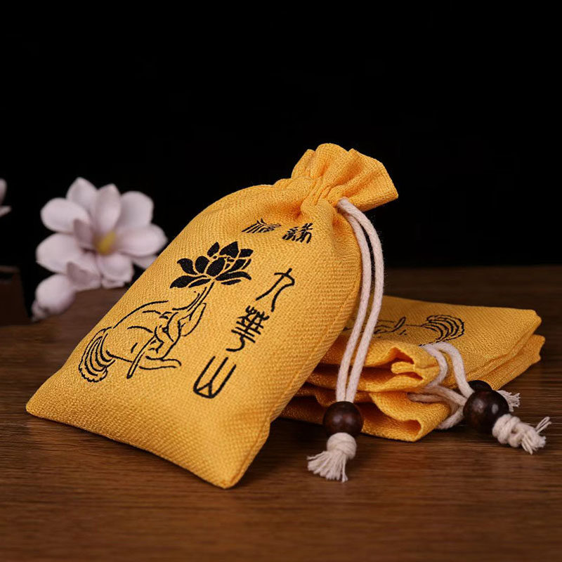 黄色九华山亚麻首饰袋束口袋抽绳珠宝袋木珠装饰护身符袋子可定制