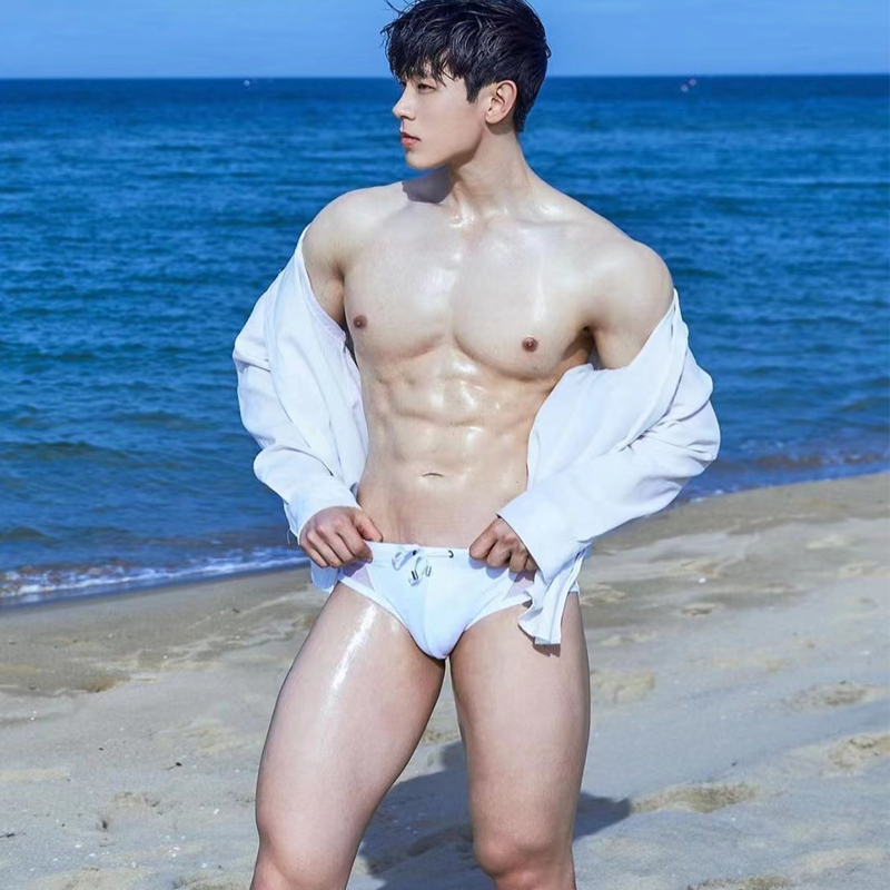潮牌男士三角泳裤ins网红款