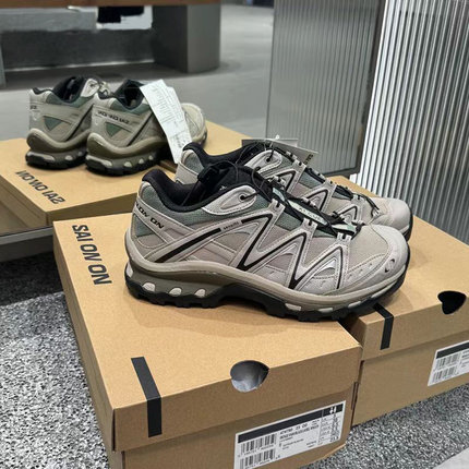 XT-Quest户外登山鞋厚底男女鞋冬季2024新款徒步运动休闲跑步鞋潮