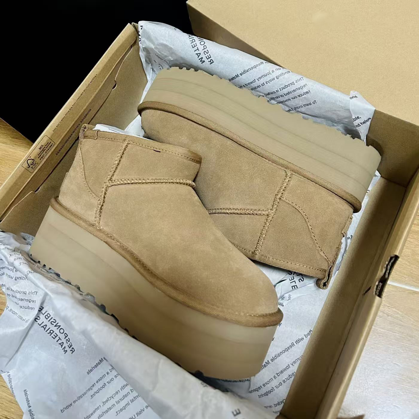 官方正品羊皮毛一体雪地靴女款男2025冬季新款绒加厚保暖棉鞋潮