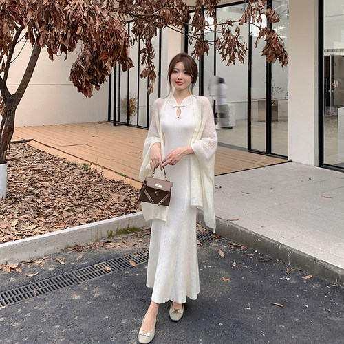 留洋白月光鱼尾旗袍+披肩