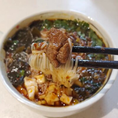 绵阳米粉四川特产细粉牛肉粉肥肠粉宵夜方便速食 包邮