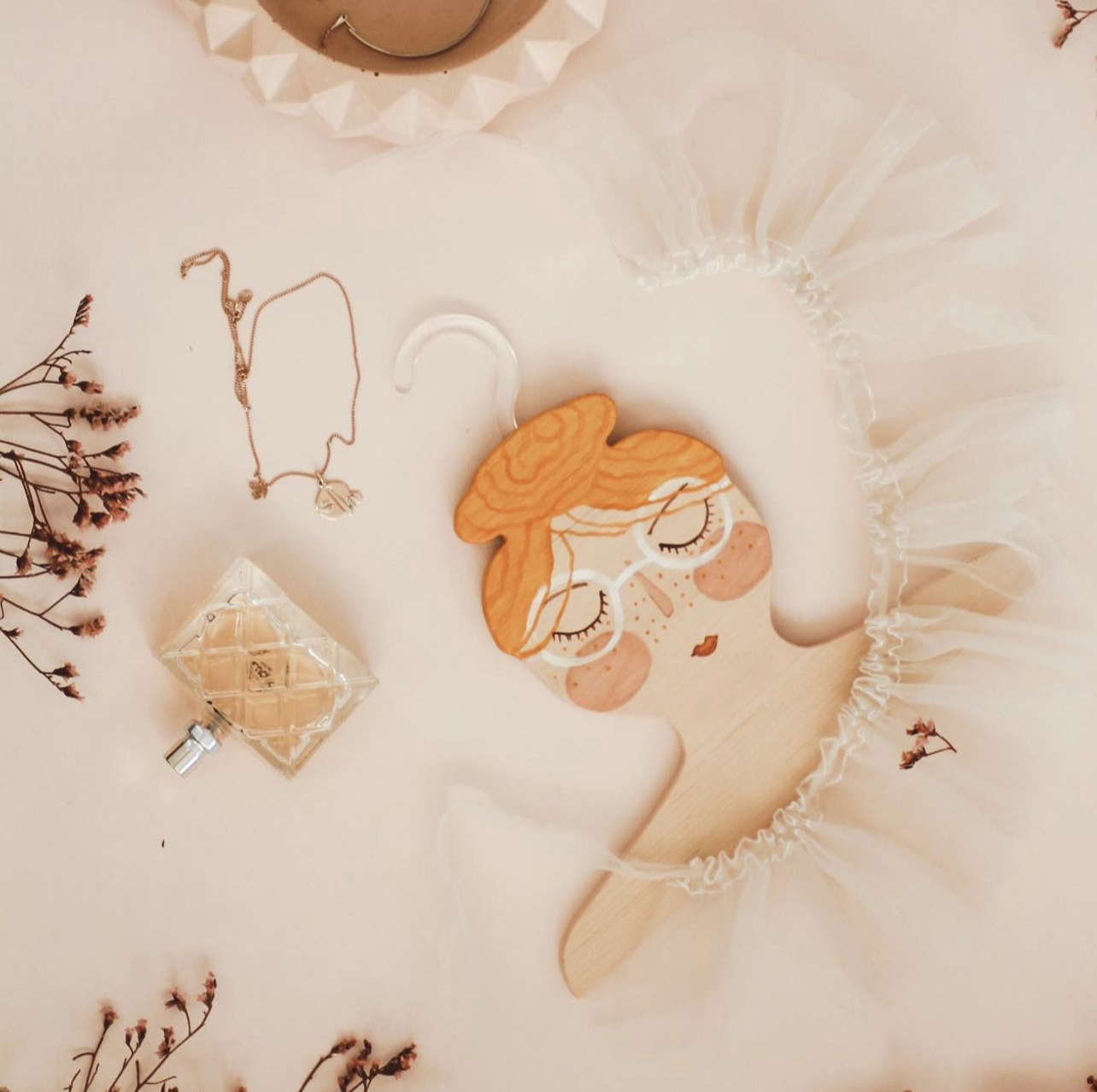 俄罗斯手工小女孩可爱衣架