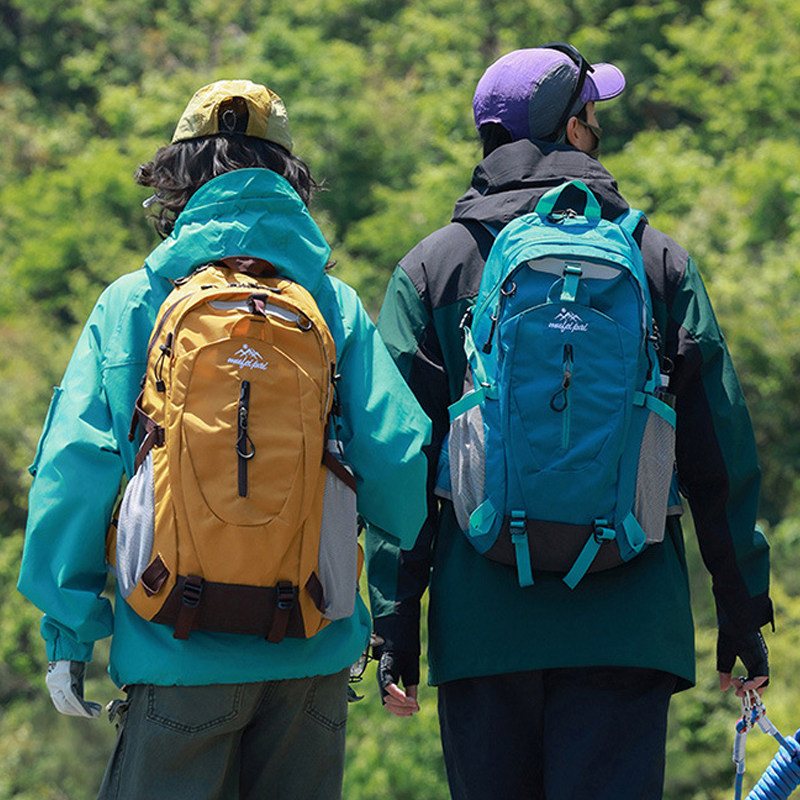 户外运动登山包休闲徒步旅游双肩包男女大容量轻便防水旅行背包