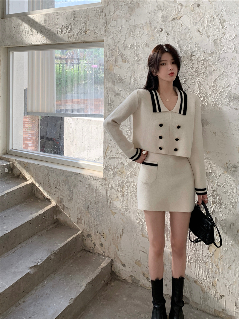 Real shot real price retro French Wool Long Sleeve Top + knitted skirt suit