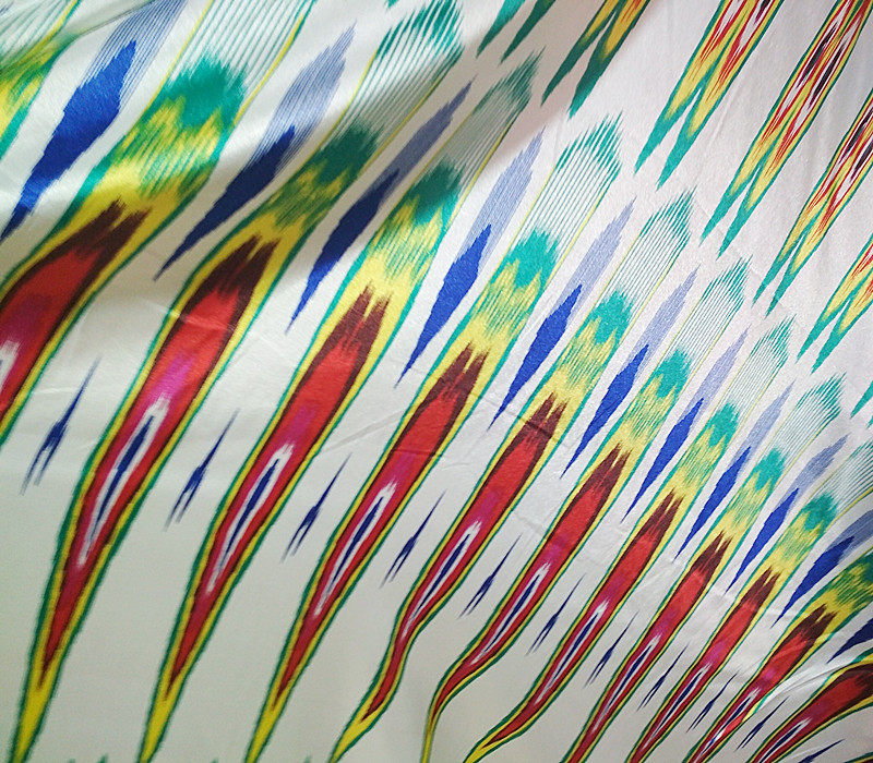 新疆布民族服饰维吾尔族特色艾德莱斯绸布料