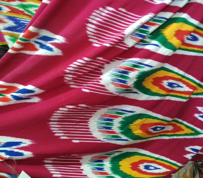 新疆民族服饰维吾尔族特色艾德莱斯绸布料宽幅1米50CM特价