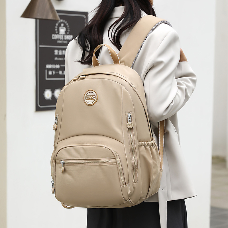 大容量旅行书包防泼水尼龙背包