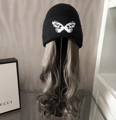 蝴蝶针织帽假发一体可拆卸秋冬加厚保暖护耳大波浪甜酷黑色冷帽潮