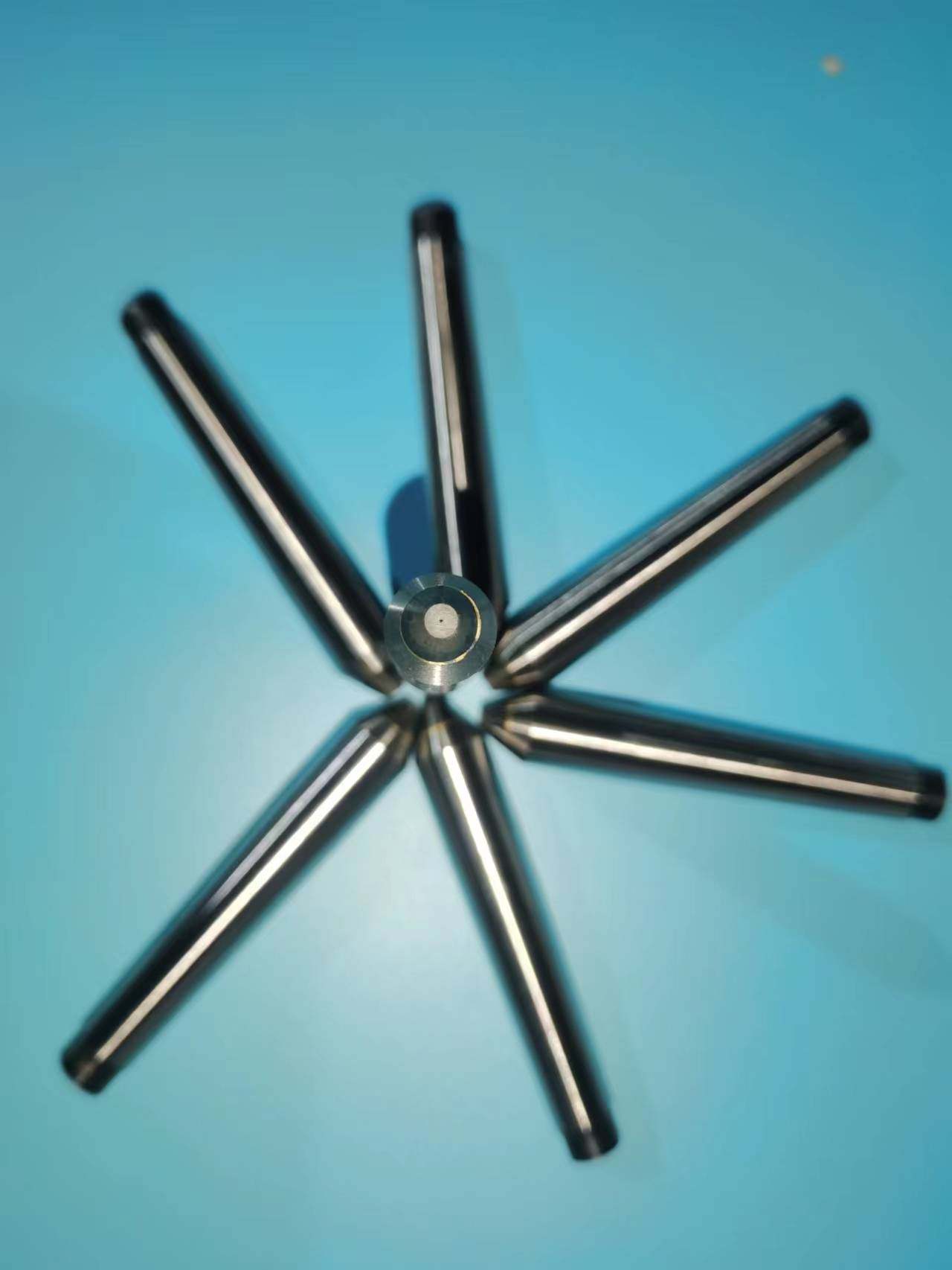 2-3五金零件打孔深孔不规则孔细长孔放电