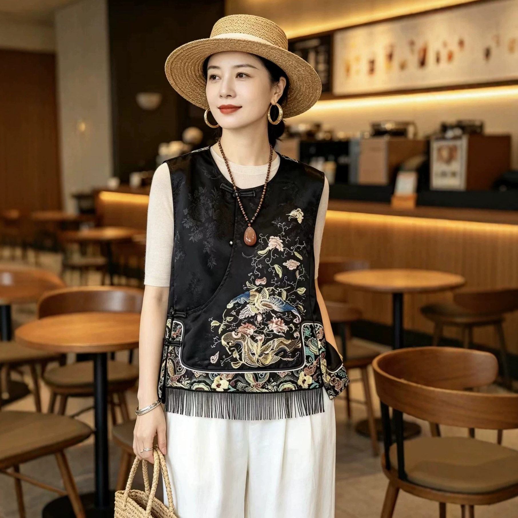 园园美衣2026秋季新款女装丝提花重工刺绣民族风坎肩马甲上衣外套