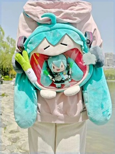 新款初音痛包miku双肩背包卡通可爱毛绒jk洛丽塔日系搞怪软妹包包