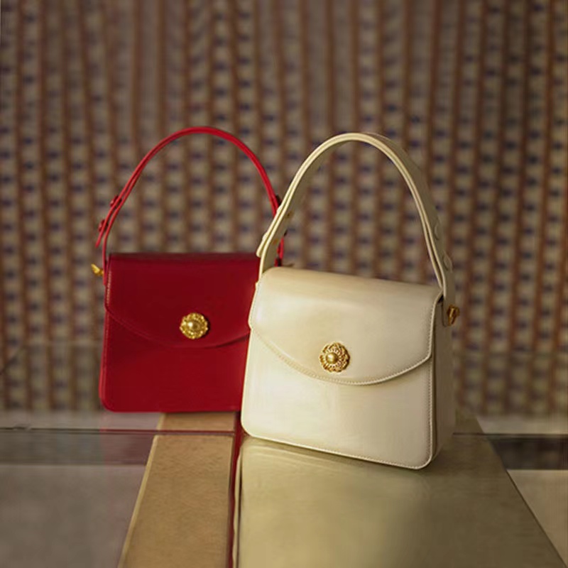 女士包包高级感质感斜挎包婚包