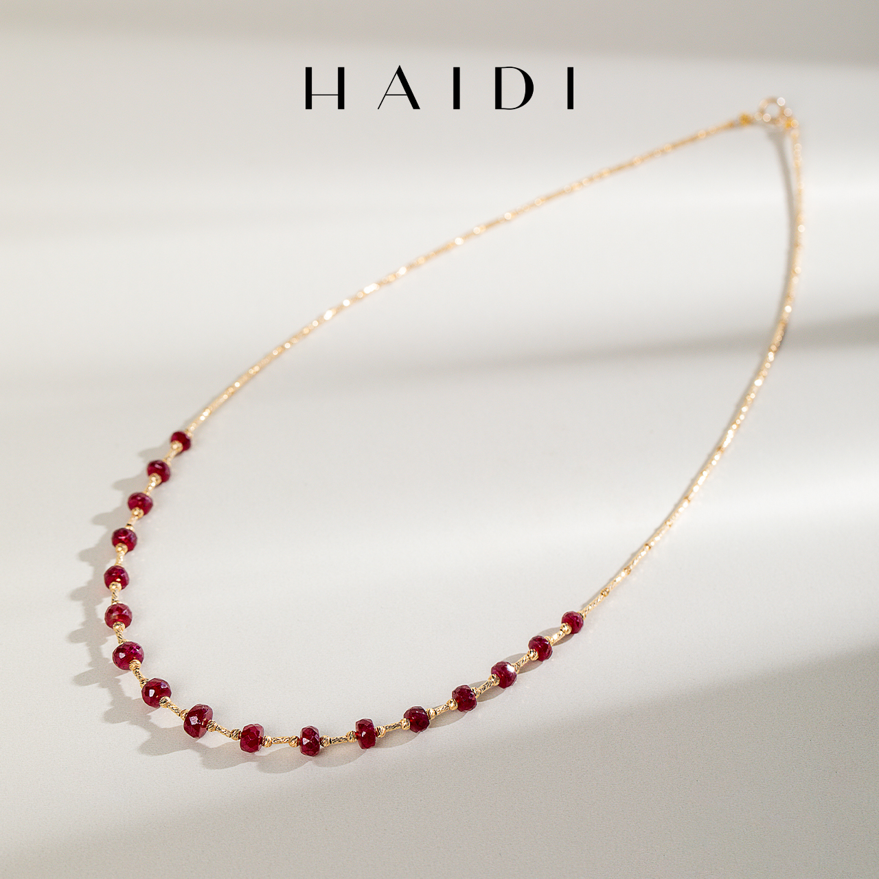 海蒂珠宝 馥郁玫瑰 3-5mm鸽血红红宝石设计微笑项链18K金送礼好物