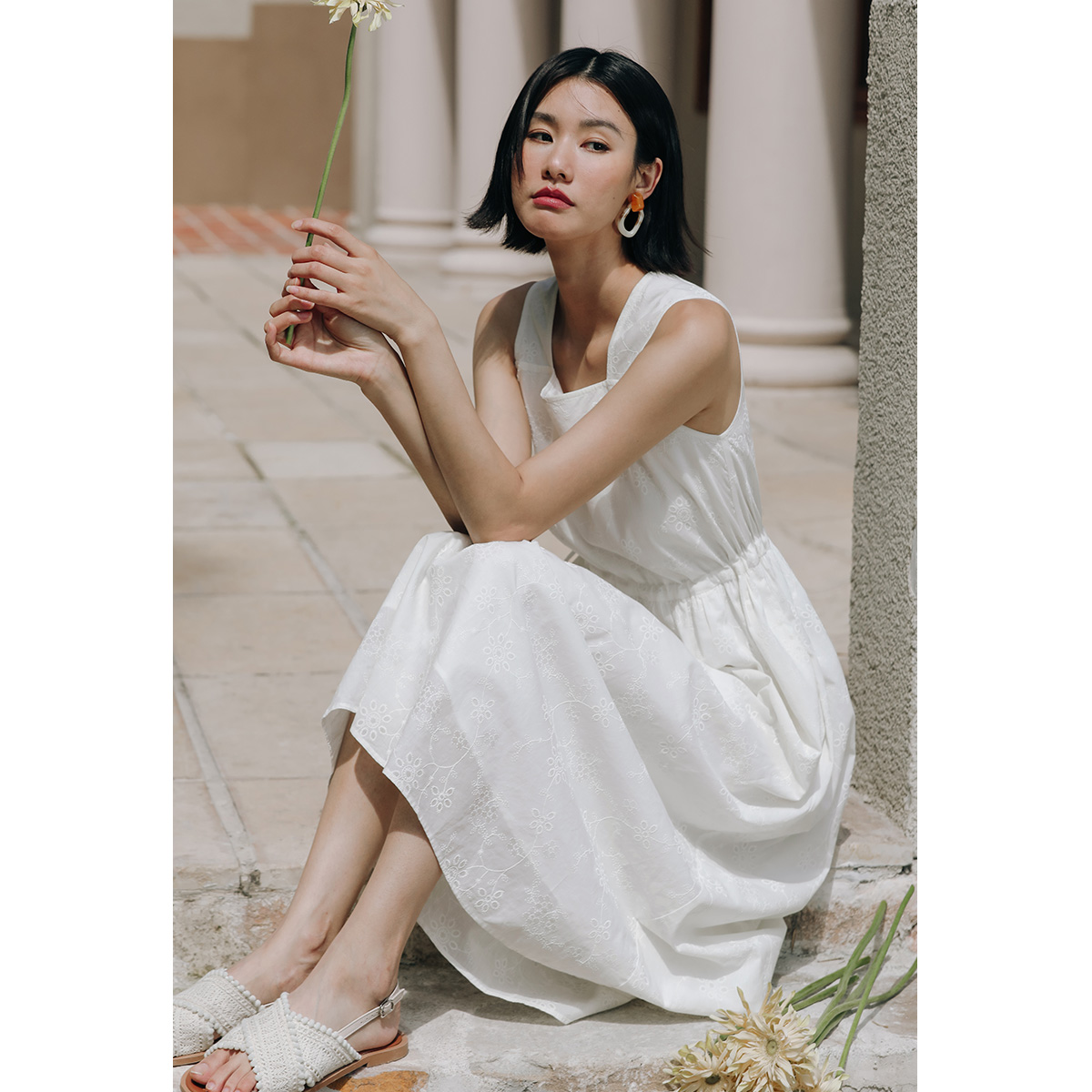 弥古白色吊带裙宽肩带背心连衣裙高级感女夏初恋小白裙度假沙滩裙