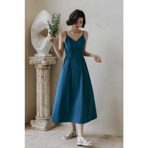 弥古蓝色吊带裙克莱因蓝连衣裙